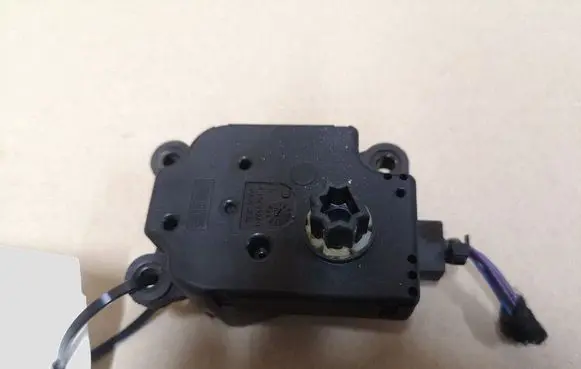 Ford Mondeo MK IV Air flap motor/actuator 3M5H19E616AB