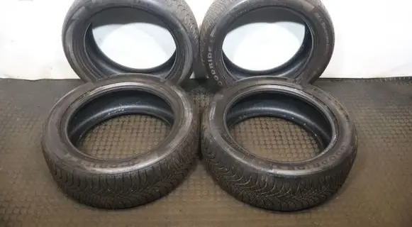 Toyota RAV 4 (XA20) R18 summer tire 