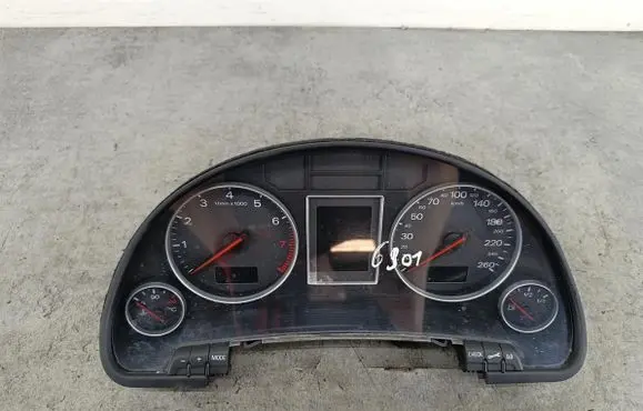 Audi A4 S4 B6 8E 8H Speedometer (instrument cluster)