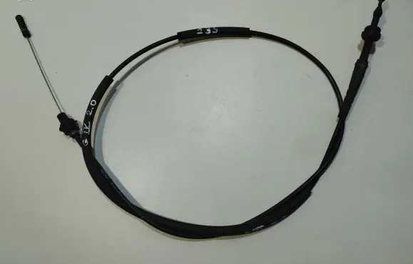 Volkswagen Golf IV Throttle cable 1J1721555Q