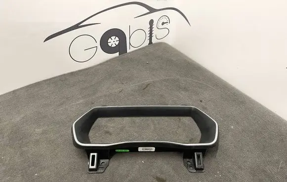 Dashboard trim