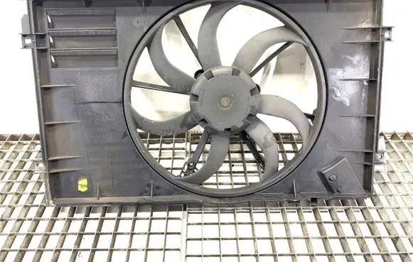 Volkswagen Golf Plus Fan set 1K0121205AA