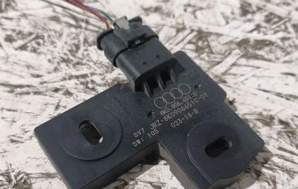 Audi A5 Fuel level sensor 8K0906651C 02318B