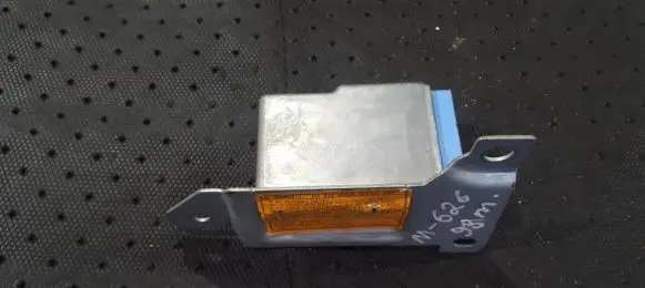 Mazda 626 Airbag control unit/module GE4T57KD0B 7F30A