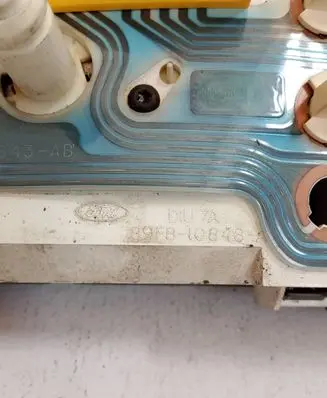 Ford Fiesta Speedometer (instrument cluster) 89FB10848