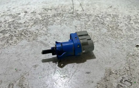 Volvo C70 Brake pedal sensor switch 8T4T9685A 1159961119 099W09