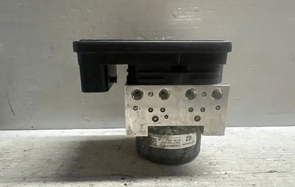 Subaru Legacy ABS Pump 514C04000A9 28515468123 06262136561