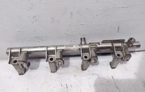 Ford Fiesta Fuel main line pipe CJ5G9H487BA 0261555119