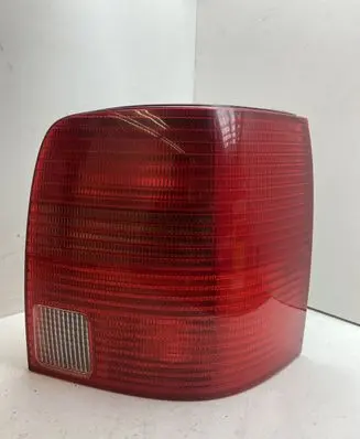 Volkswagen PASSAT B5 Rear/tail lights 3B9945112F