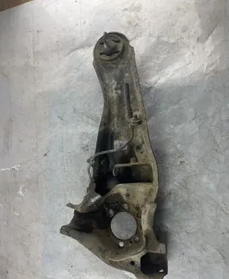 Jeep Compass Rear wheel hub spindle/knuckle 