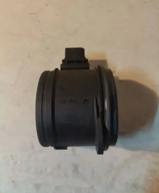 BMW 5 E60 E61 Mass air flow meter 7805415 0281002936