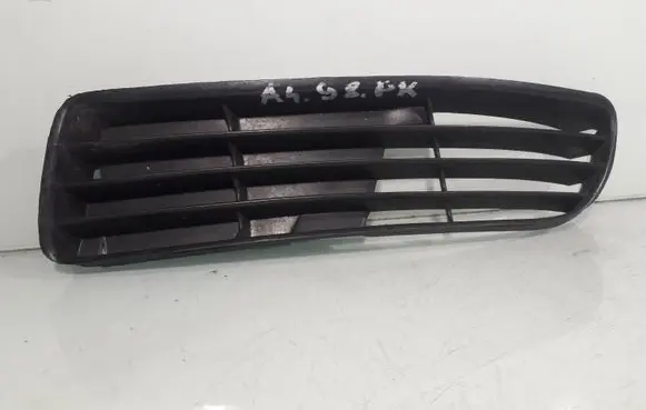 Audi A4 S4 B5 8D Front bumper lower grill AD99007