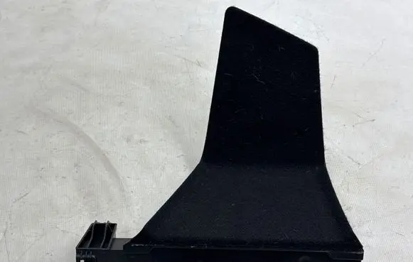 Tesla Model Y Other trunk/boot trim element 178622800B 202210190607 20221019