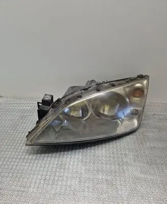 Ford Mondeo Mk III Headlight/headlamp 1S7113006AL 0301174201