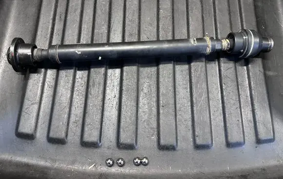 Land Rover Discovery 5 Front prop shaft HPLA3219AB 10323525