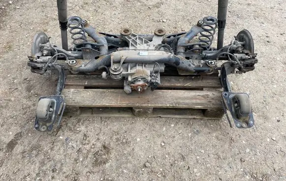 Volkswagen PASSAT B8 Rear axle beam with reductor 3Q0505235ABBILI 3Q0505235AB 0CQ907554J