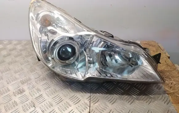 Subaru Legacy Headlight/headlamp