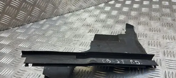 Audi A8 S8 D3 4E Intercooler air guide/duct channel 4E0121284