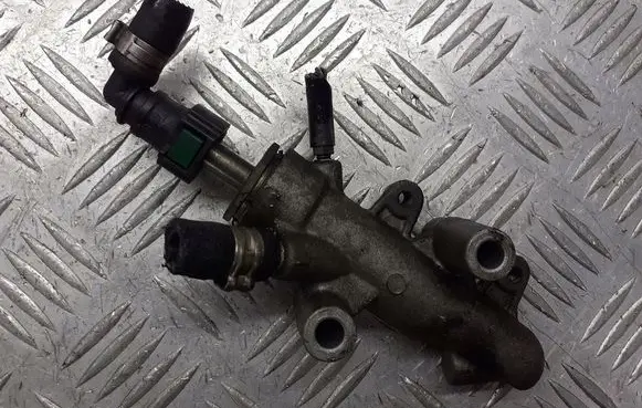 Alfa Romeo 159 Fuel distributor 55202754