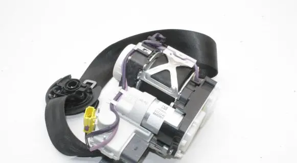 Audi A8 S8 D4 4H Front seatbelt 4H0857706D