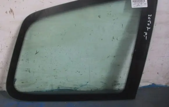 Ford C-MAX I Rear side window