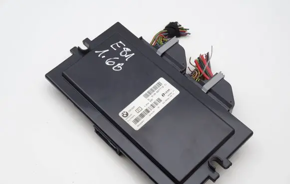 BMW 1 E81 E87 Light module LCM 697771901 6977719-01