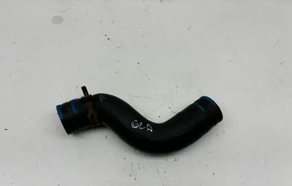 Mercedes-Benz GLA W156 Engine coolant pipe/hose A6512031782