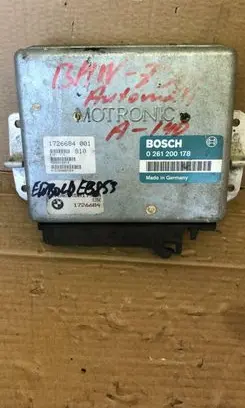 BMW 7 E32 Engine control unit/module 0261200178