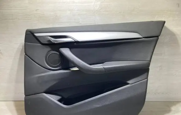 BMW X1 F48 F49 Front door card panel trim