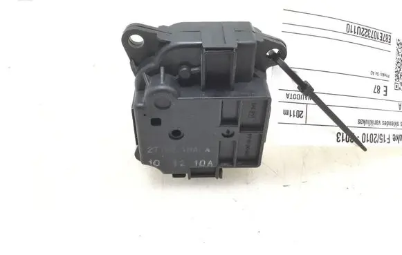 Nissan Juke I F15 Air flap motor/actuator 277321HA0A