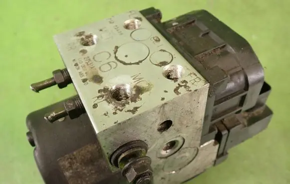 Subaru Legacy ABS Pump