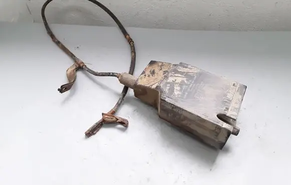 Opel Antara Hand brake control module 20951996