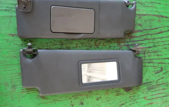 Renault Clio I Sun visor