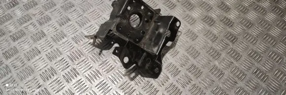 Jaguar XF X250 ABS pump bracket 8X2316F641A