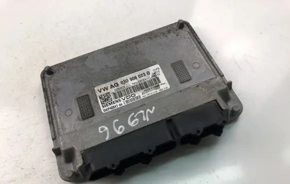 Volkswagen Fox Engine control unit/module ECU 03D906023Q