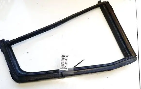 Renault Laguna II Rubber seal rear door 8200000790