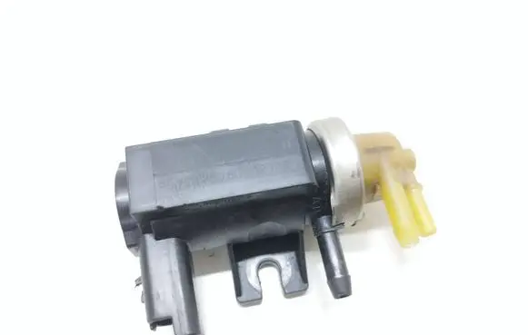 Peugeot Partner Turbo solenoid valve 9672875080 70163302 12T139