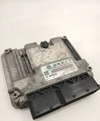 Volkswagen Golf VI Engine control unit/module 03C906027CT 03C907309G 0261S06719