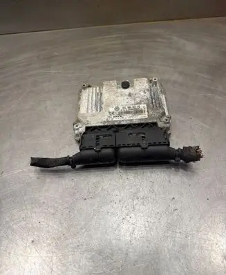 Volkswagen PASSAT B6 Engine control unit/module 03G906021PB 0281013899 03G906021AB