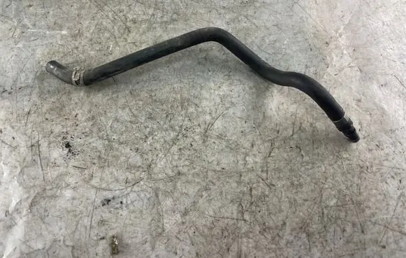 Mercedes-Benz S W221 Engine coolant pipe/hose A2215010725