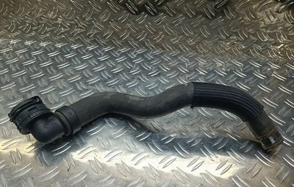 Citroen C4 II Picasso Engine coolant pipe/hose