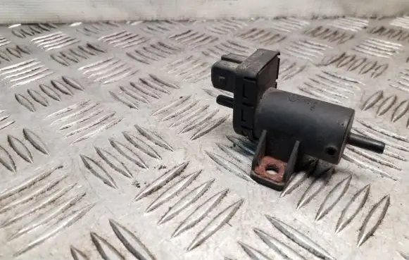 Nissan Primera Turbo solenoid valve 7700113709