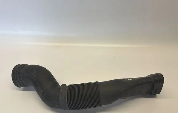 Mercedes-Benz ML W164 Air intake duct part A1645052061