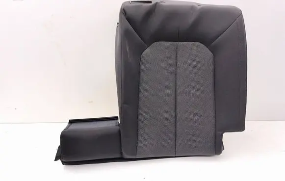 Rear seat