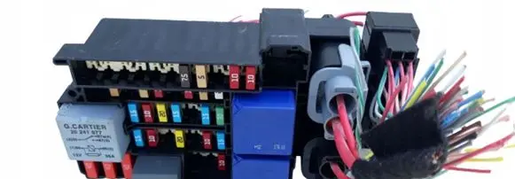 Renault Zoe Relay mounting block skrzbezzoe
