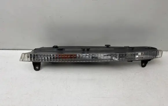 Audi Q7 4L Front indicator light 4L0953041
