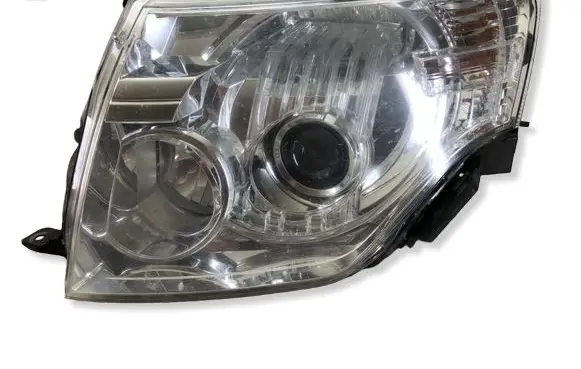 Mitsubishi Pajero Headlight/headlamp 10087875 A045053 D2S12V35W