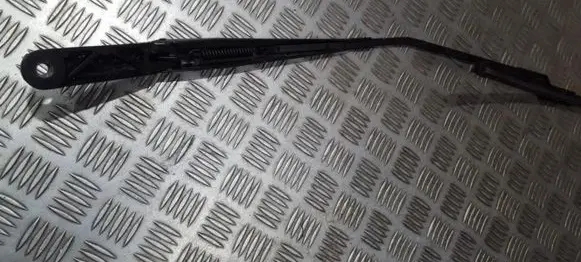 Volkswagen Golf V Front wiper blade arm 1Q2955409
