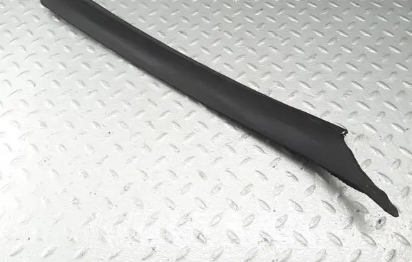 BMW 3 E30 (B) pillar trim (top) 18843740 19045520