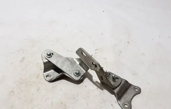 Mercedes-Benz GLC C254 Muffler mount bracket/holder A2064912700
